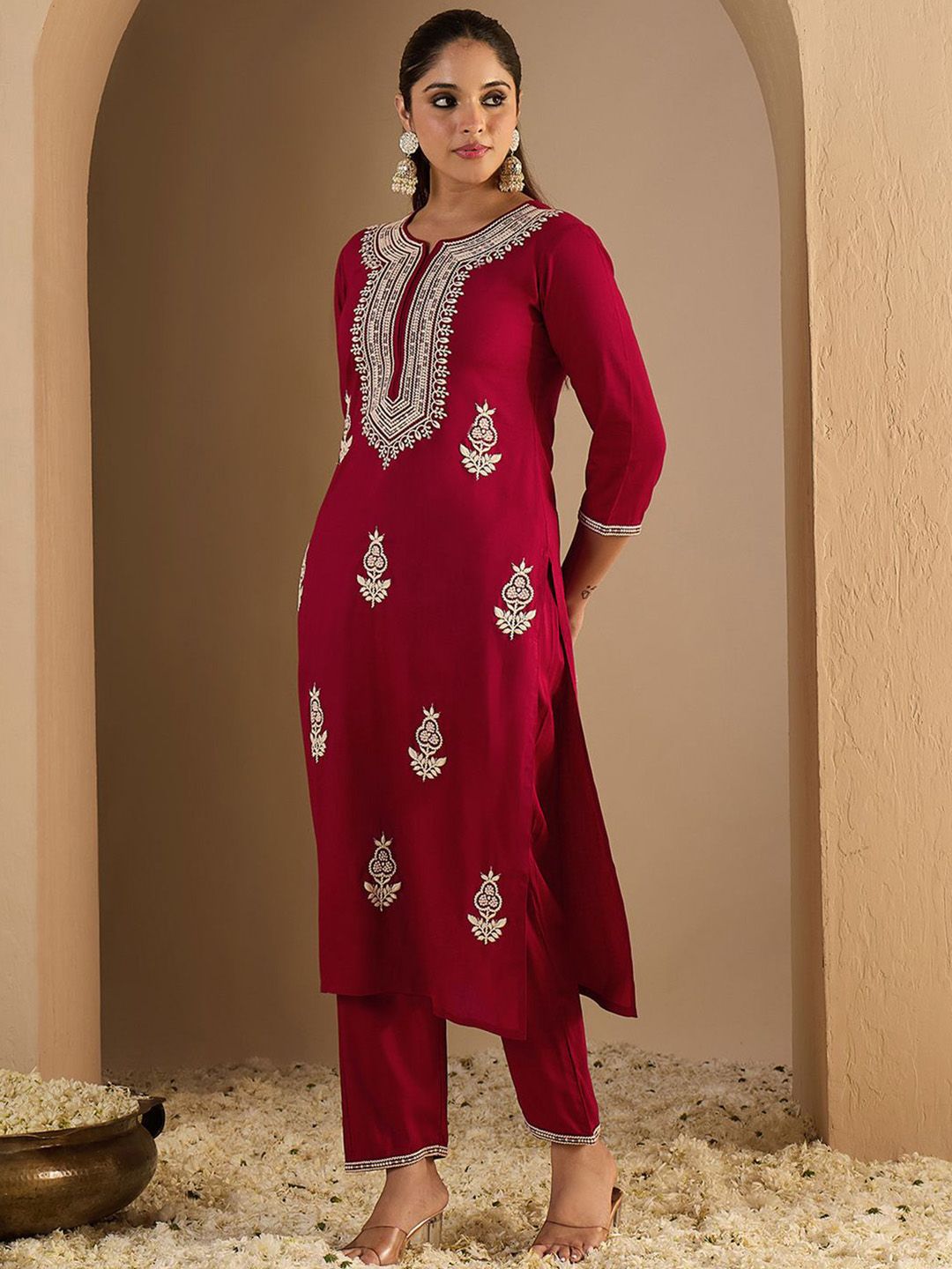 Dhiyona IE Women's Women Ethnic Motifs Printed Kurta with Trousers