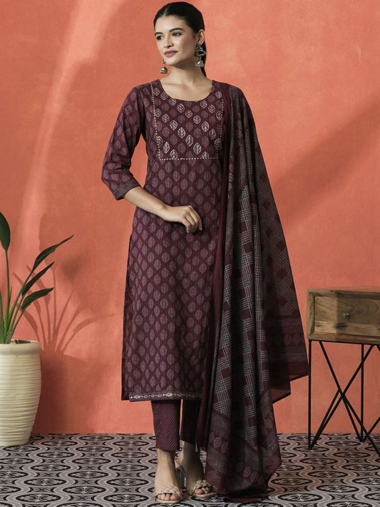 Dhiyona SN Women's Floral Printed Gotta Patti Pure Cotton Straight Kurta With Trouser And Dupatta