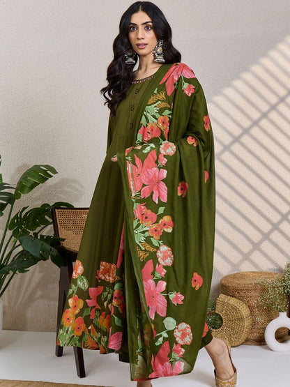 Women Floral Printed Panelled Beads and Stones Pure Cotton Kurta with Trousers & With Dupatta