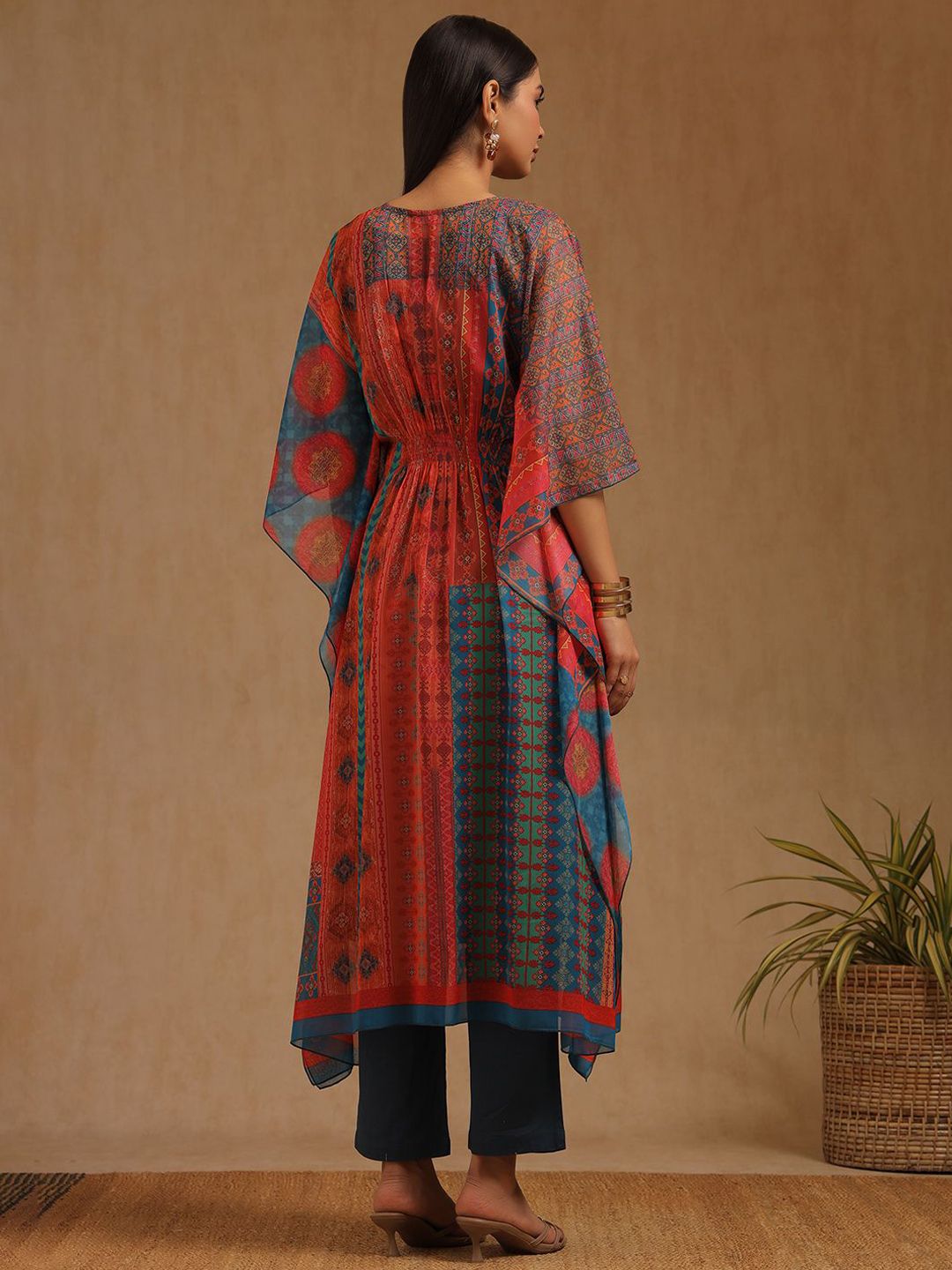 Dhiyona SO Women's Women Ethnic Motifs Printed Kaftan Kurta with Trousers