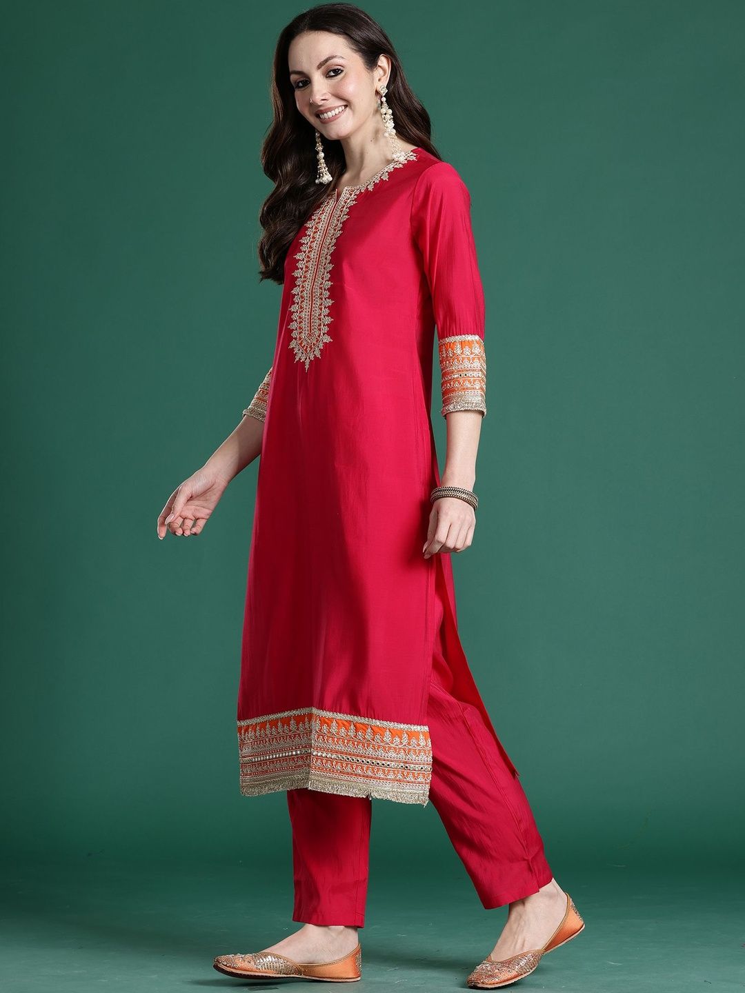 Women Ethnic Motifs Embroidered Regular Thread Work Kurta & Trousers With Dupatta