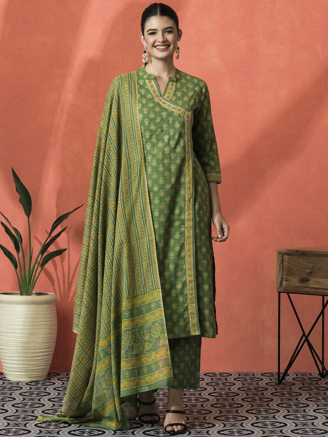Dhiyona SN Women's Floral Printed Mandarin Collar Pure Cotton Straight Kurta With Trouser & Dupatta