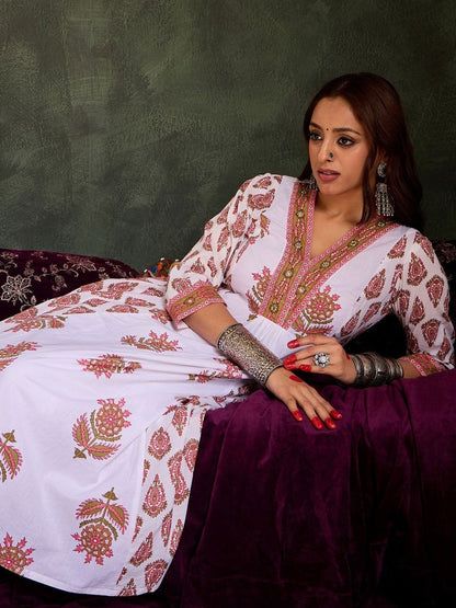 Women Ethnic Motifs Printed Empire Thread Work Pure Cotton Kurta with Trousers