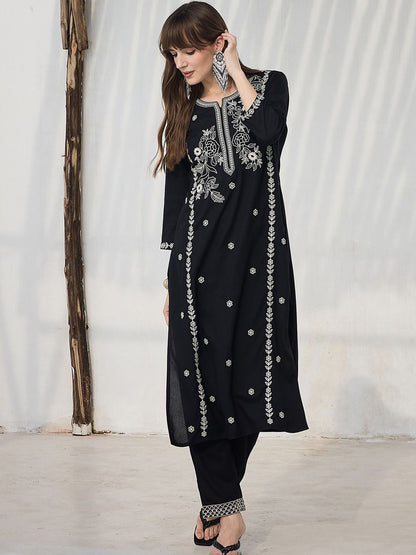 Floral Embroidered Regular Thread Work Kurta With Trousers
