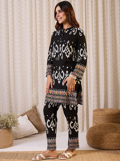 Dhiyona IE Printed Mandarin Collar Tunic With Trousers