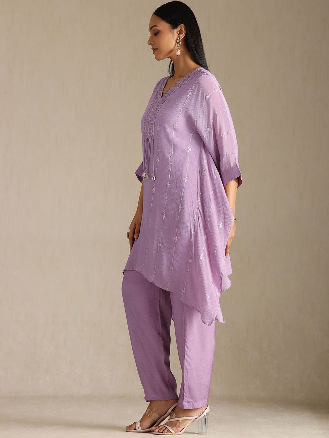 Dhiyona SO Women's Women Floral Embroidered Sequinned A-Line Kurta with Trousers
