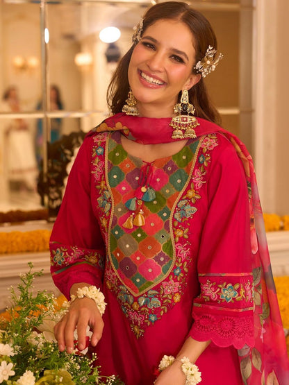 Floral Embroidered Thread Work A-Line Kurta With Trousers & Dupatta