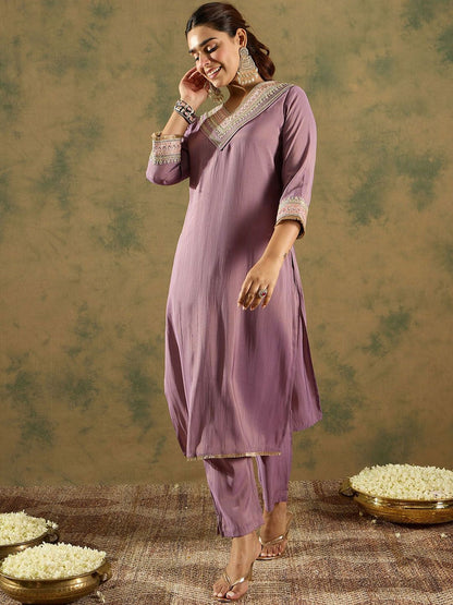 Ethnic Motifs Embroidered Kurta With Trousers