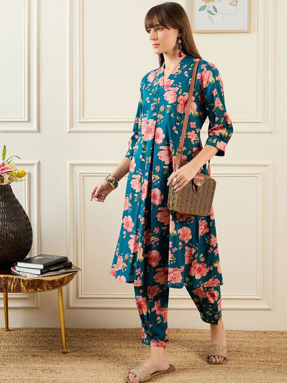 Dhiyona IE Women Teal Kurta Sets