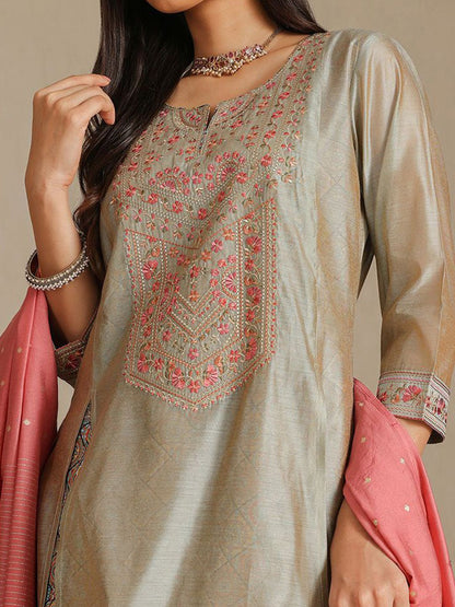 Dhiyona SO Women's Floral Embroidered Yoke & Border Notch Neck Thread Work Kurta With Trousers & Dupatta
