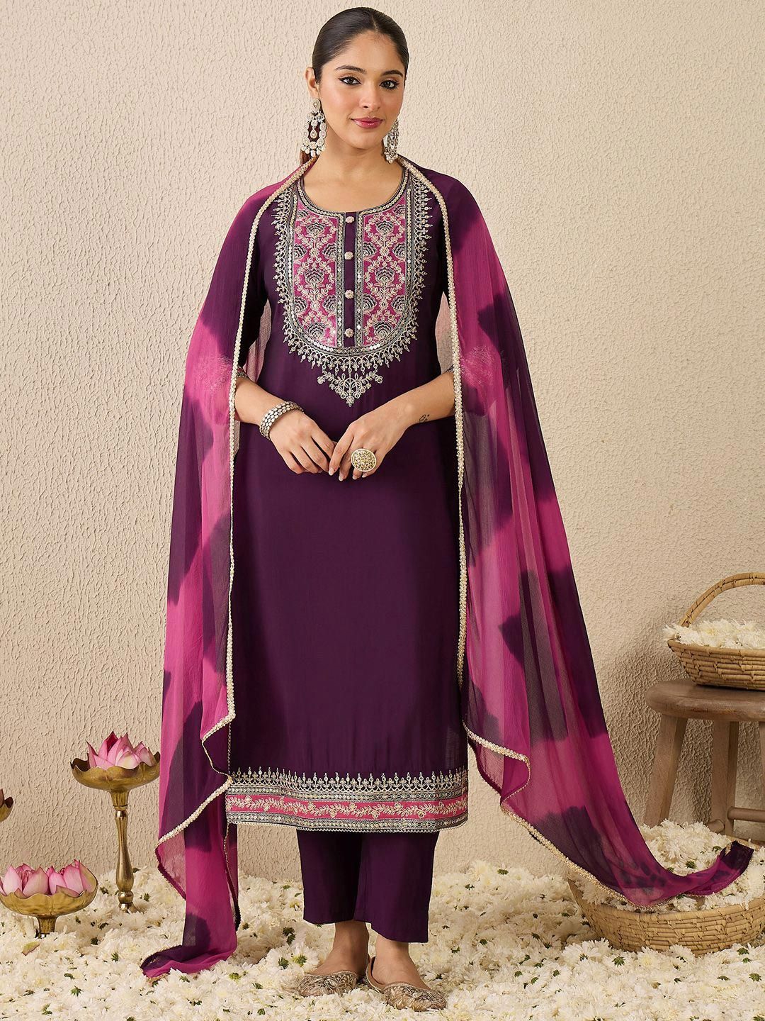 Ethnic Motifs Embroidered Thread Work Straight Kurta With Trousers & Dupatta
