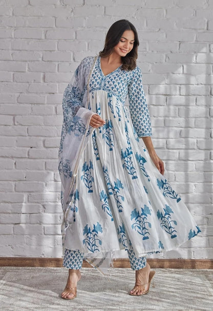 Women White Printed Pure Cotton Kurta, Pant And Dupatta Set