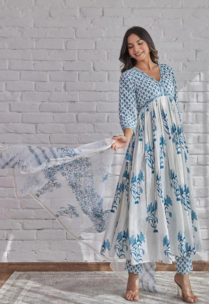 Women White Printed Pure Cotton Kurta, Pant And Dupatta Set