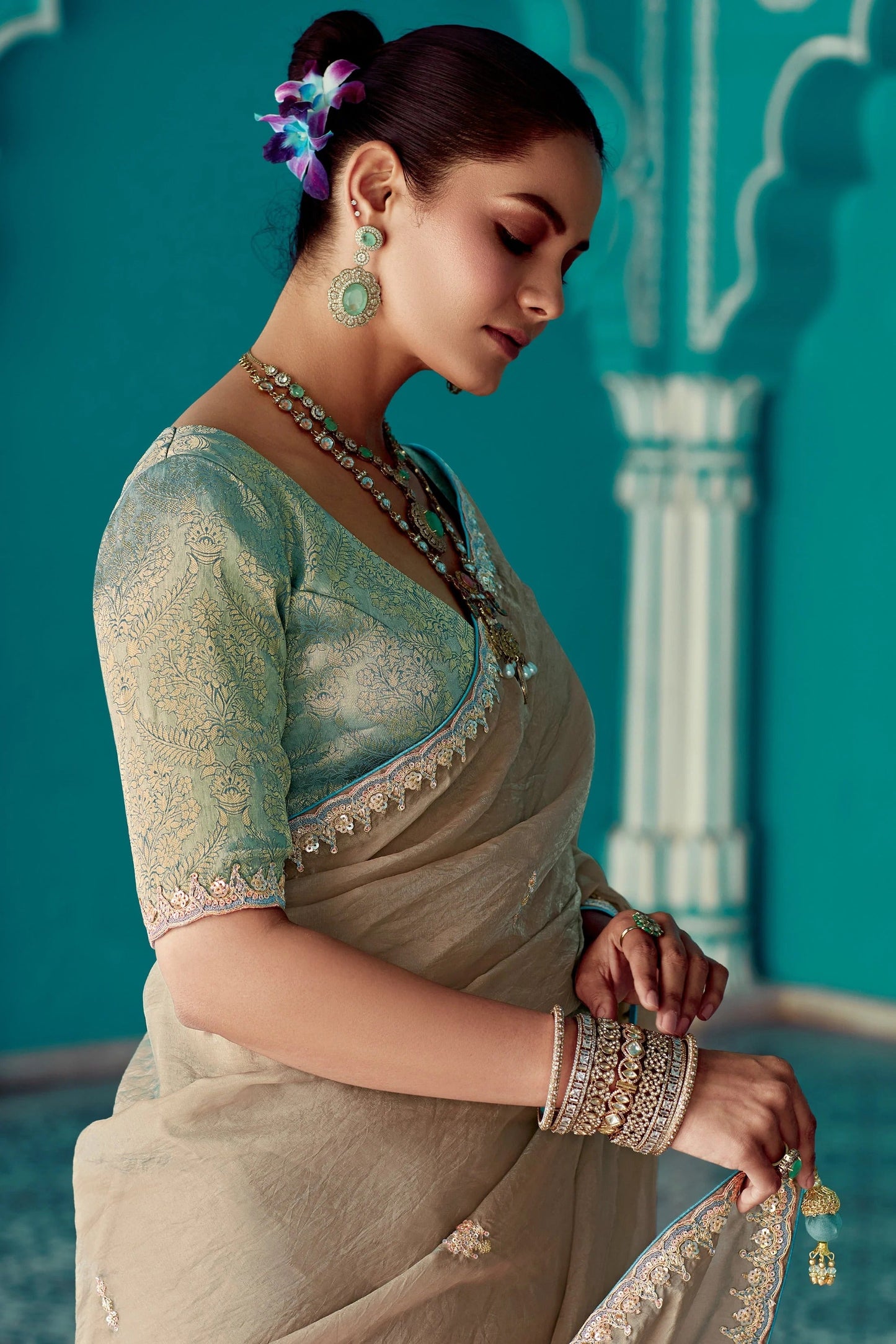 Dhiyona KM Women Beige Embroidery Tissue Silk Saree With Sea Green Blouse