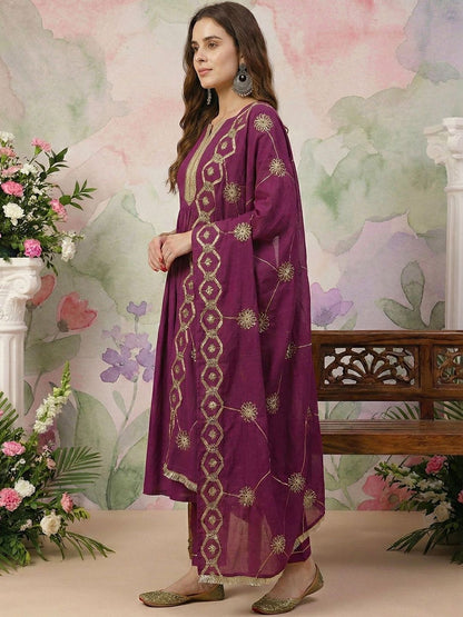 Dhiyona CH Women Ethnic Motifs Embroidered Tiered Thread Work Kurta with Trousers & With Dupatta
