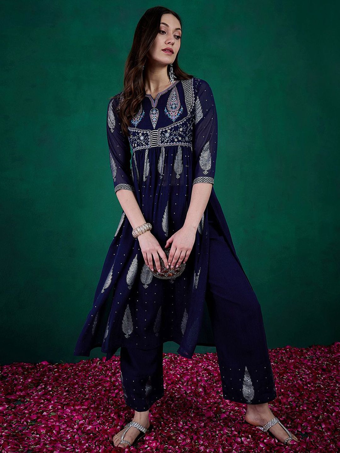 Dhiyona SN Women's Embroidered Kurta & Palazzo Set
