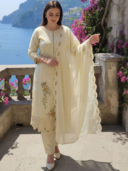 Floral Embroidered Thread Work Pure Cotton Kurta With Trousers & Dupatta
