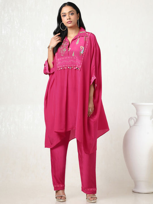 Dhiyona SO Women's Women Floral Printed Regular Beads and Stones Silk Crepe Kurta with Trousers
