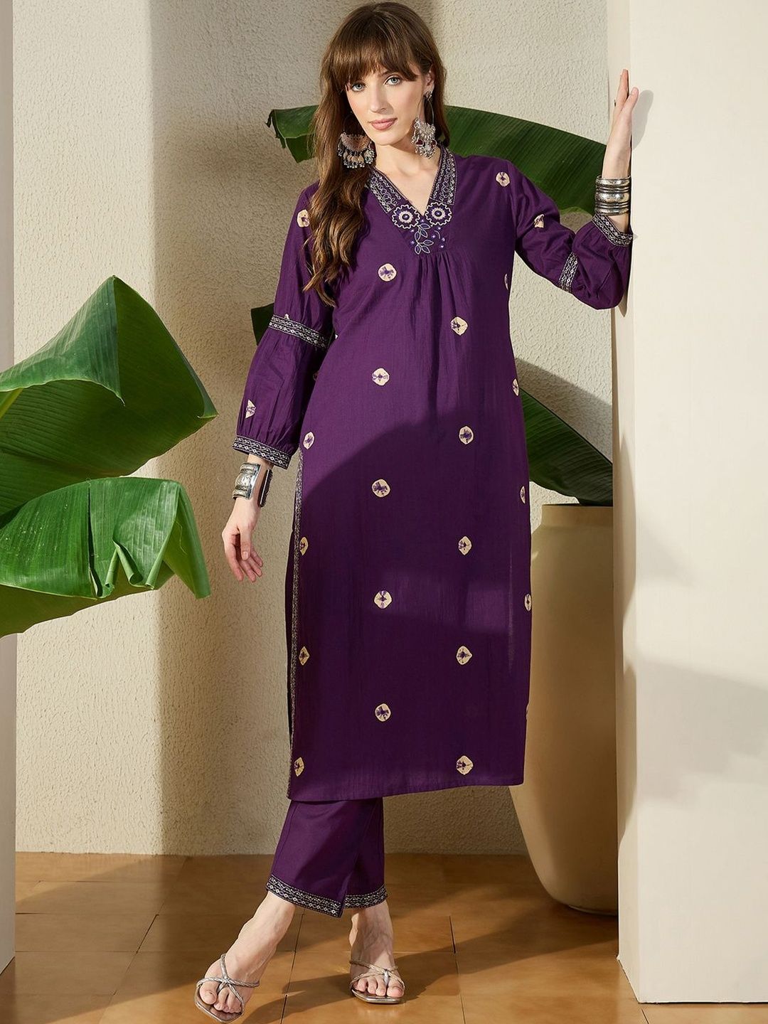 Dhiyona IE Women Ethnic Motifs Printed Regular Thread Work Pure Cotton Kurta with Trousers