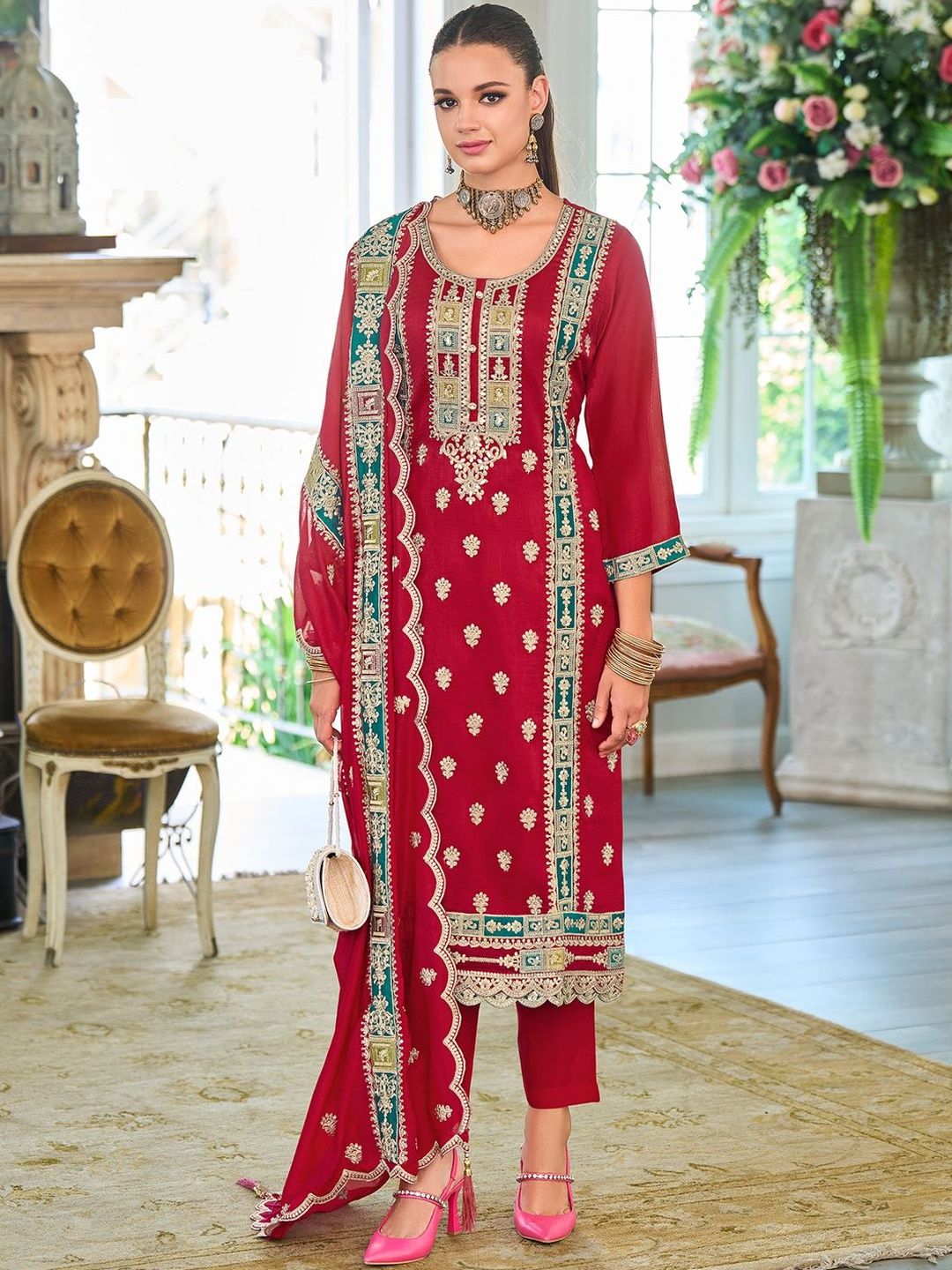 Ethnic Motifs Embroidered Sequinned Kurta with Trousers & With Dupatta