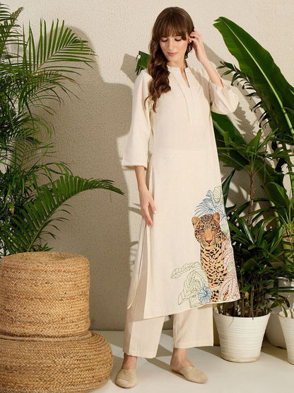 Dhiyona IE Women Embroidered Mandarin Collar Top & Trousers Co-Ords