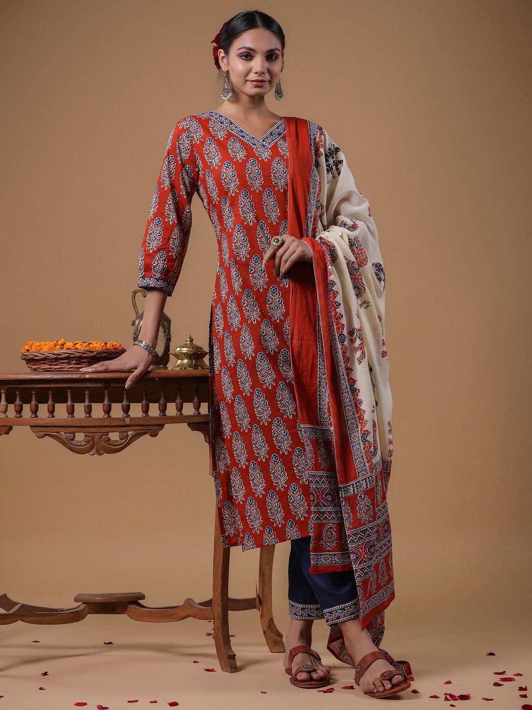Women Rust Ethnic Motifs Printed Regular Pure Cotton Kurta with Trousers & With Dupatta