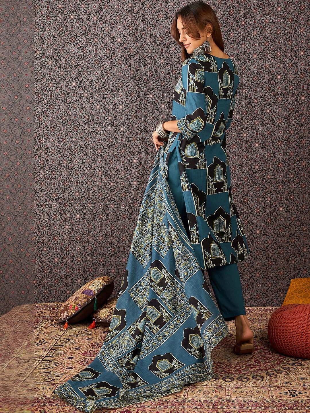 Women Ethnic Motifs Printed Regular Pure Cotton Kurta Set With Dupatta