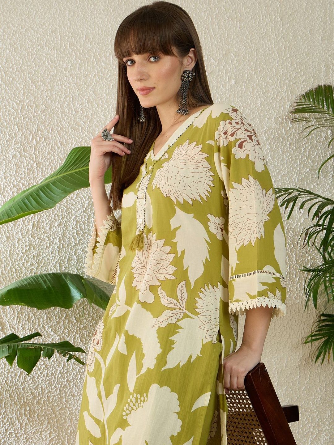 Floral Printed Pure Cotton Straight Kurta With Trousers