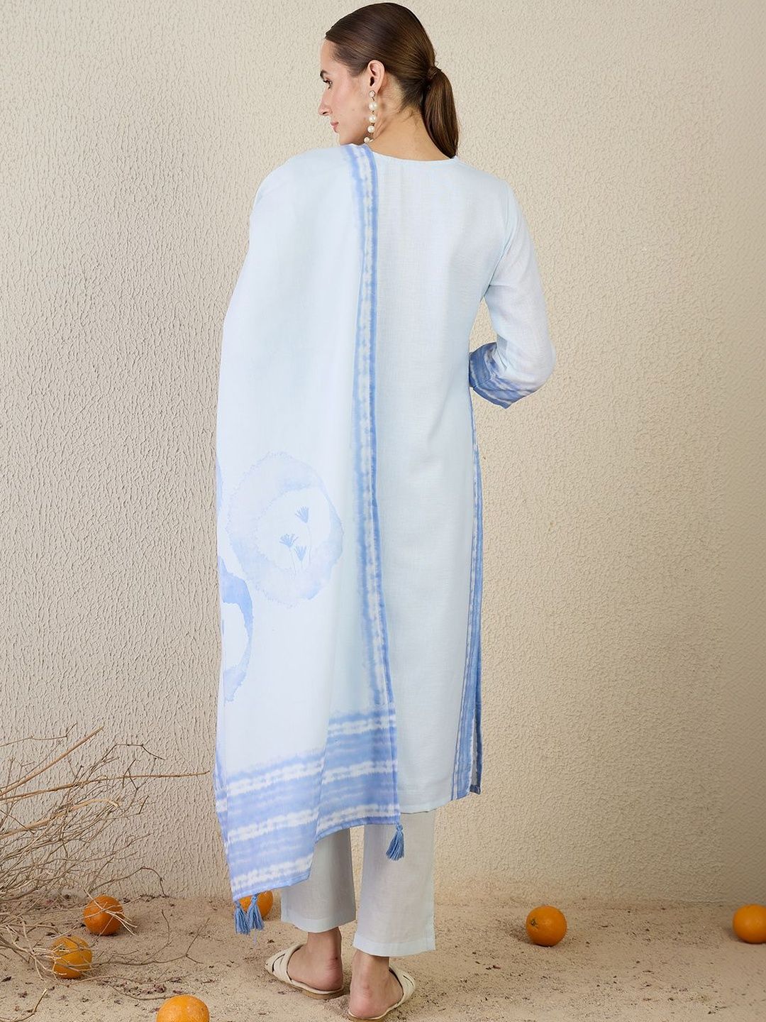 Women Ethnic Motifs Printed Regular Linen Kurta with Trousers & With Dupatta