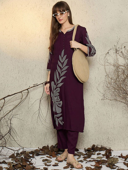 Women Floral Embroidered Regular Thread Work Kurta with Trousers