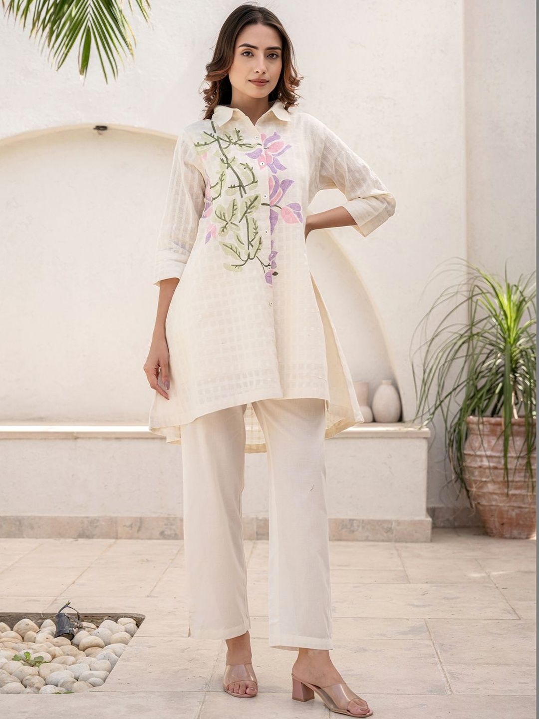 Women Floral Printed Regular Pure Cotton Kurti with Trousers