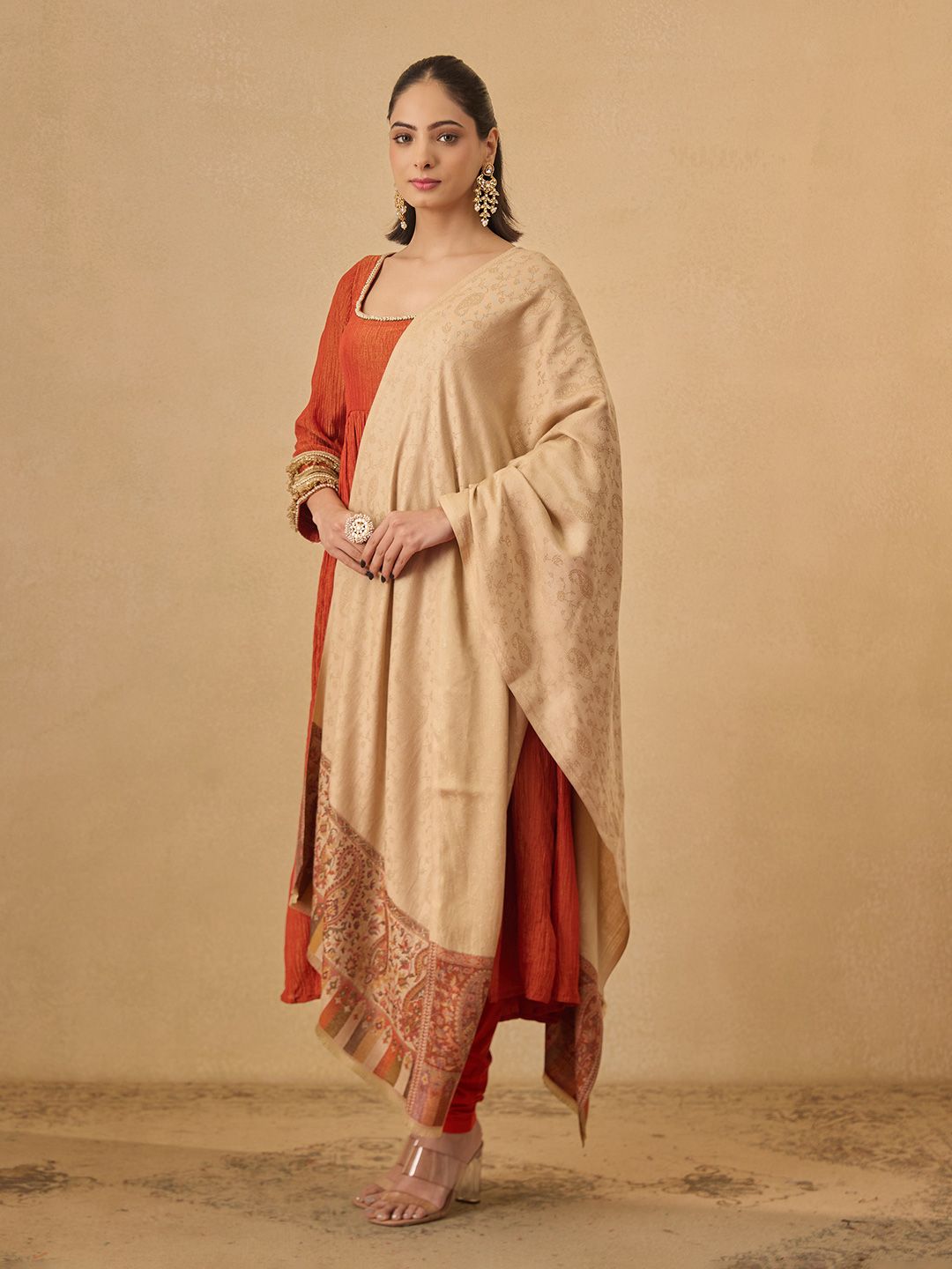 Dhiyona PA Paisley Woven Design Shawl