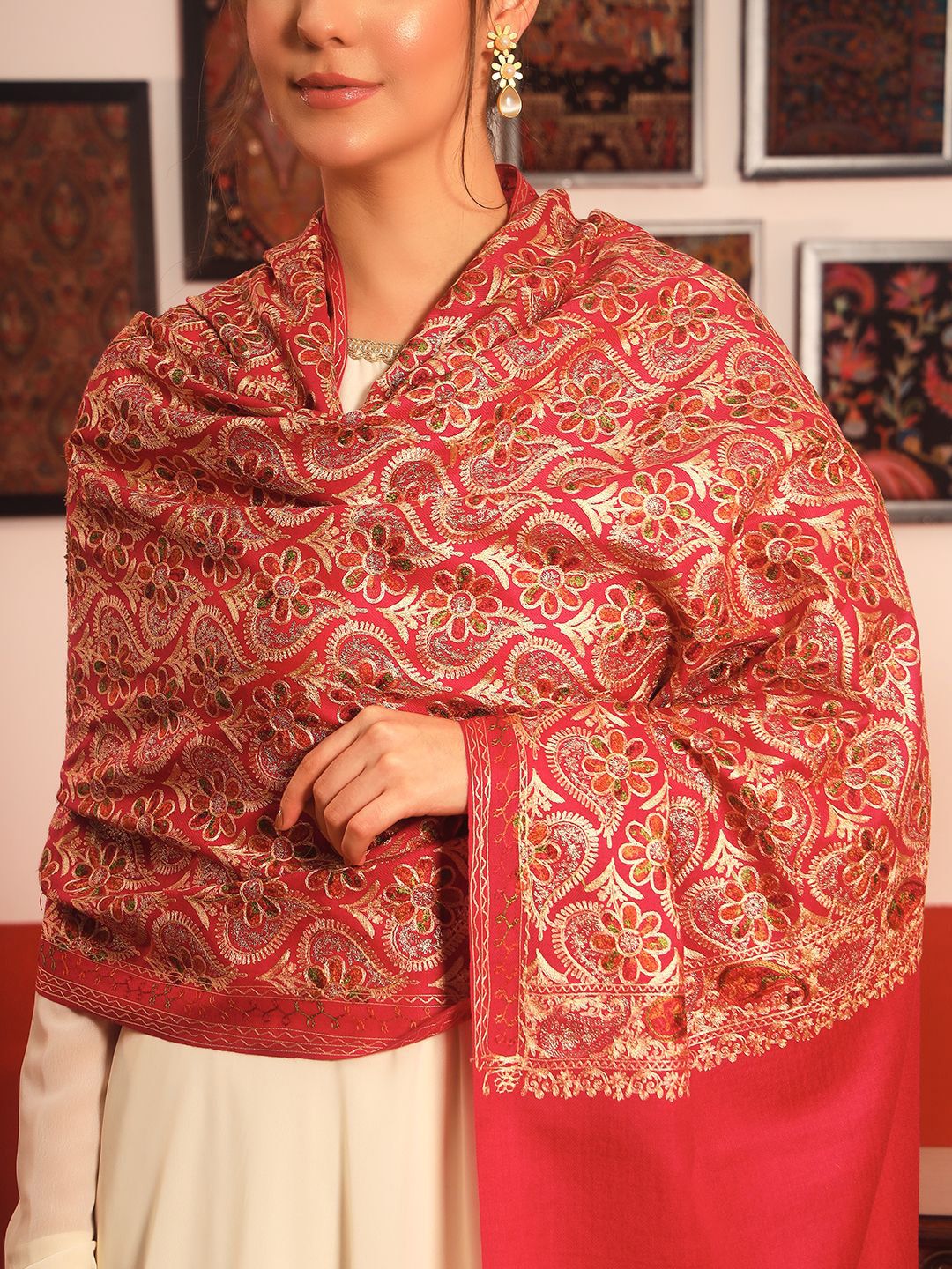 Dhiyona PA Nalki Embroidered Shawl