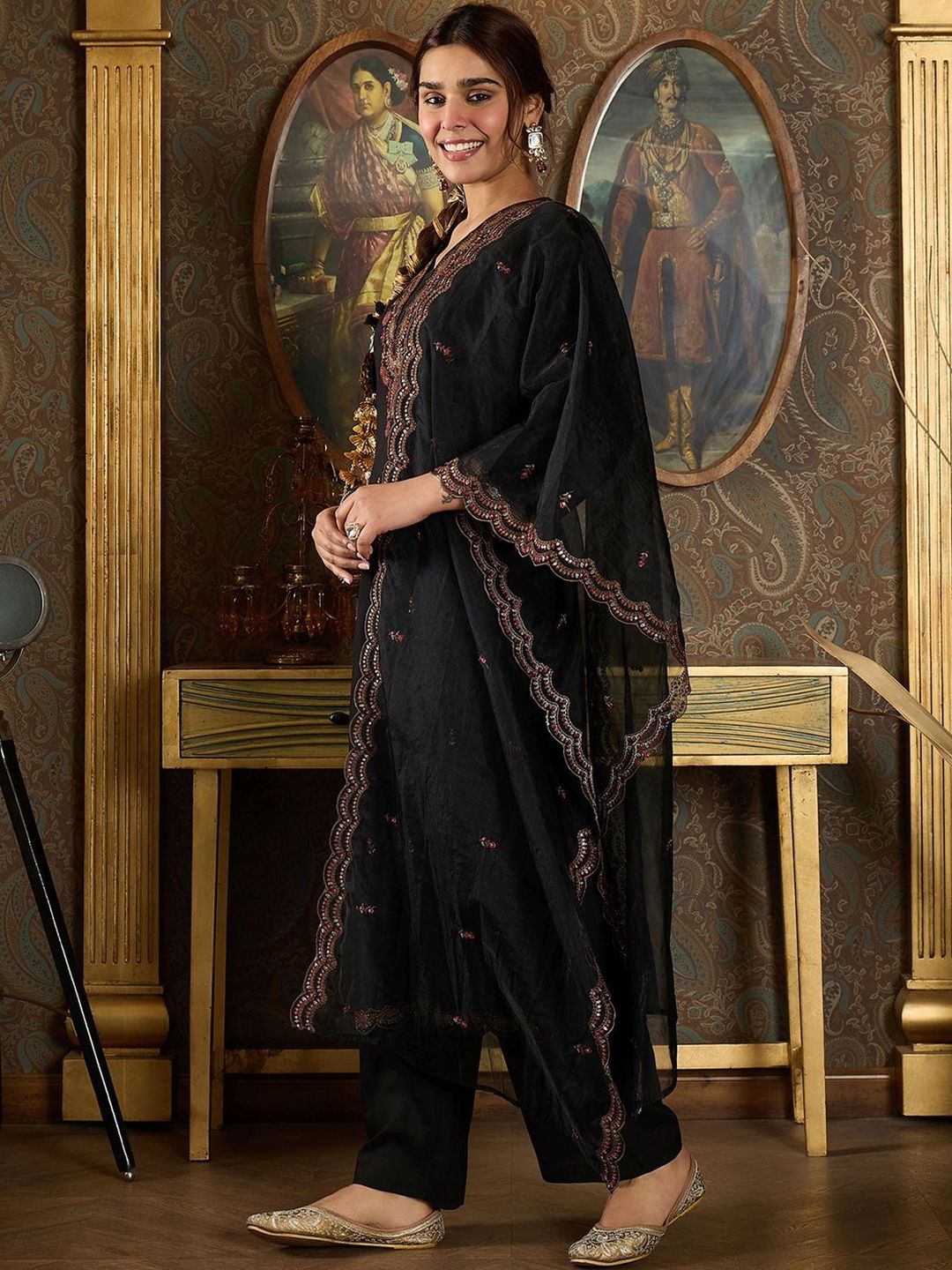 Women Ethnic Motifs Embroidered Kurta with Trousers & Dupatta