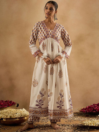 Dhiyona IE Women Floral Printed Empire Pure Cotton Kurta with Trousers & With Dupatta