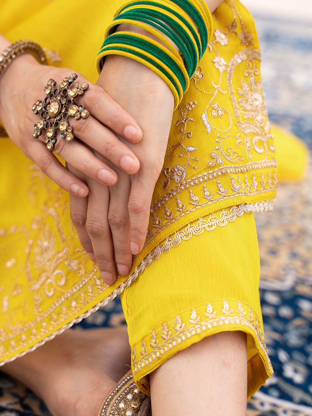 Dhiyona CH Women Ethnic Motifs Embroidered Thread Work Kurta with Trousers & Dupatta