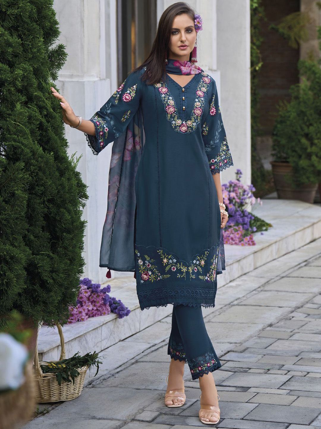 Dhiyona VA Women'sFloral Embroidered Thread Work Pure Cotton Straight Kurta With Trouser And Dupatta