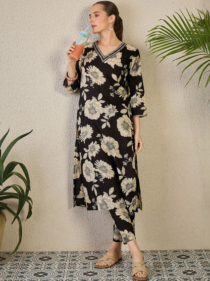 Women Floral Printed Regular Thread Work Pure Cotton Kurta with Trousers