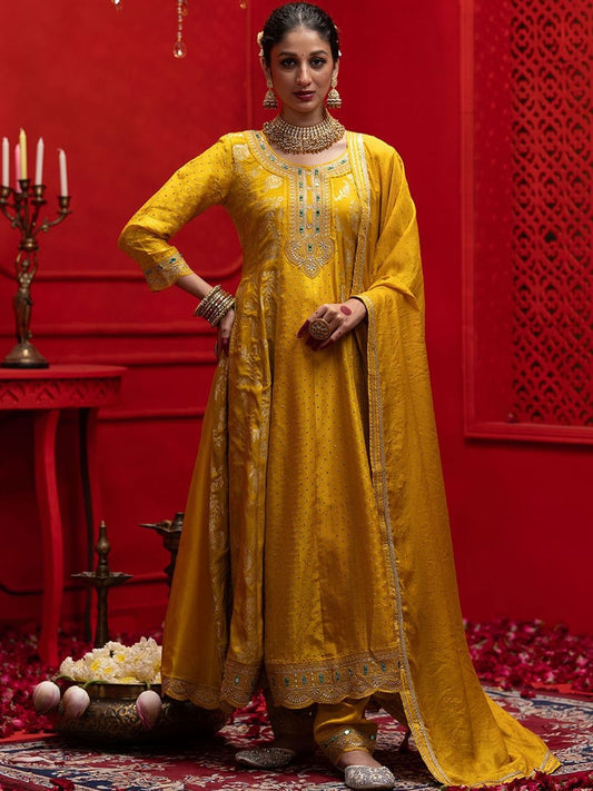 Dhiyona CH Women Zari Embroidered Mirror Work Kurta With Trousers & With Dupatta