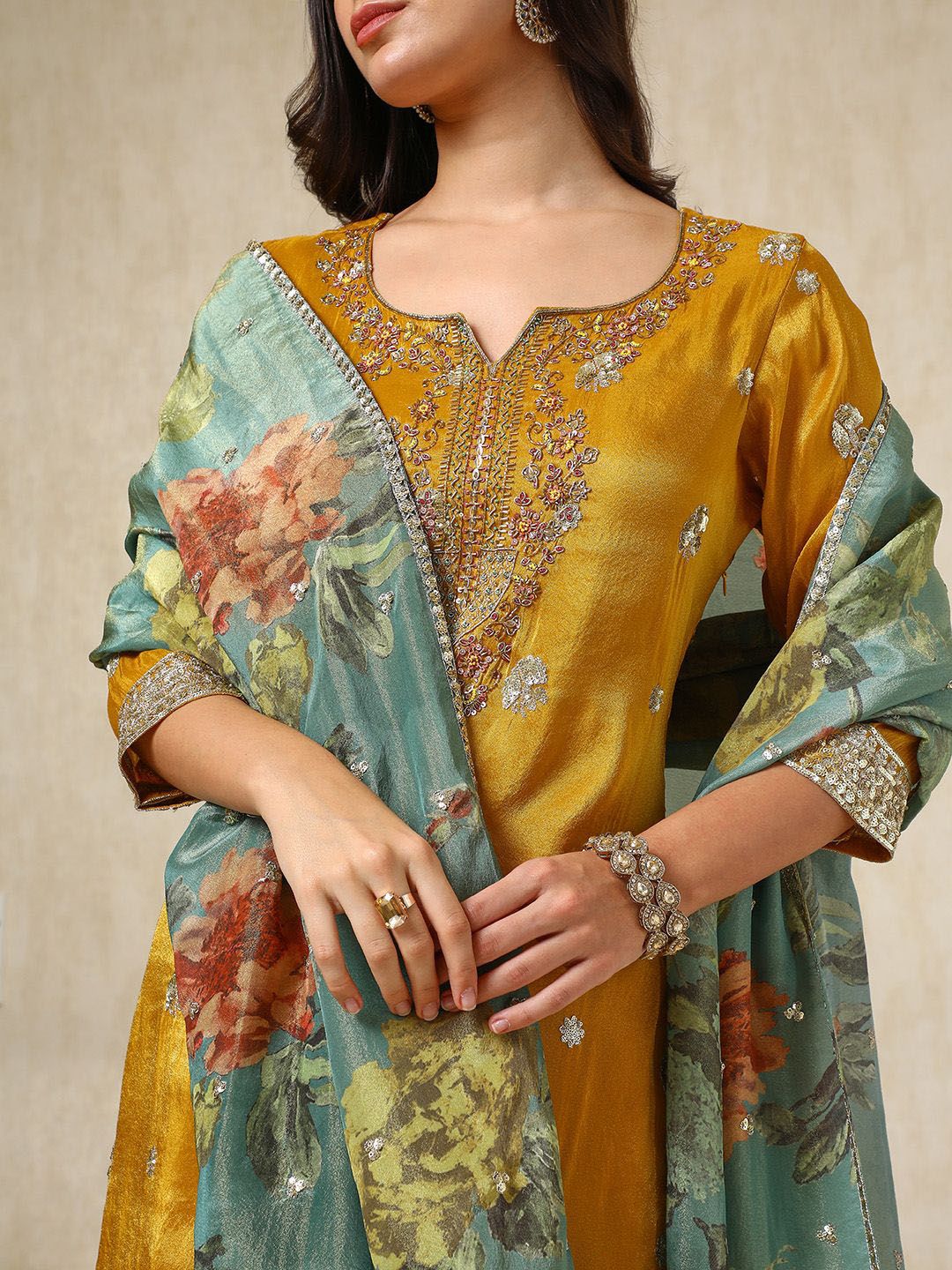 Dhiyona SO Women's Ethnic Motifs Embroidered Zari Straight Kurti with Palazzos & Dupatta