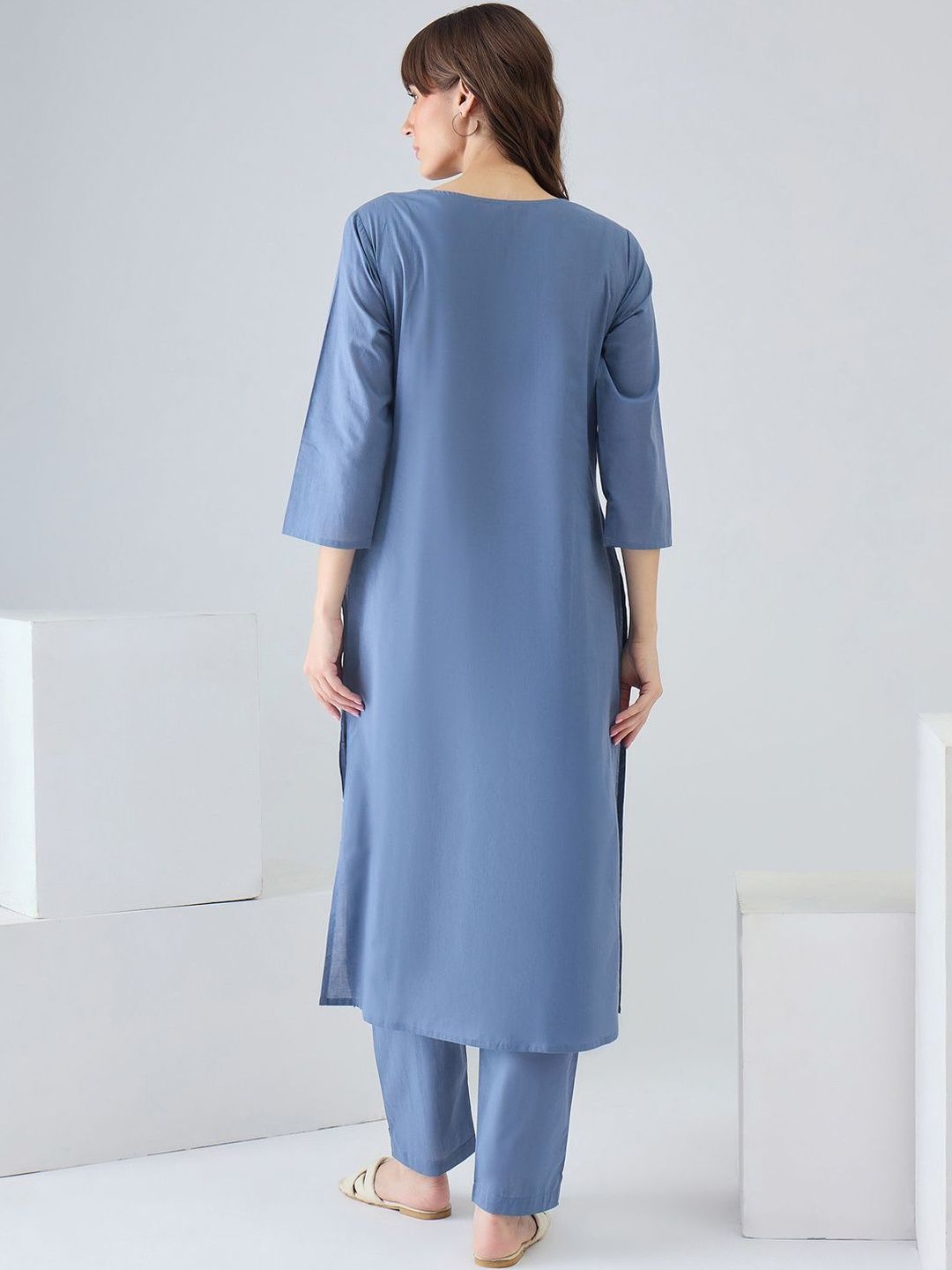 Women Ethnic Motifs Embroidered Regular Thread Work Pure Cotton Kurta with Trousers