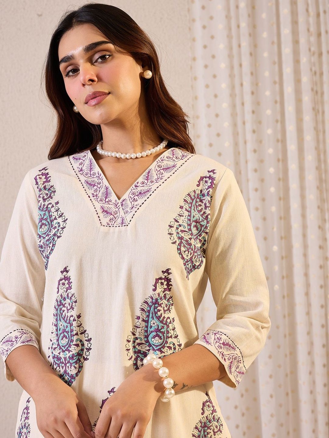 Women Paisley Printed Cotton Kurta with Palazzos