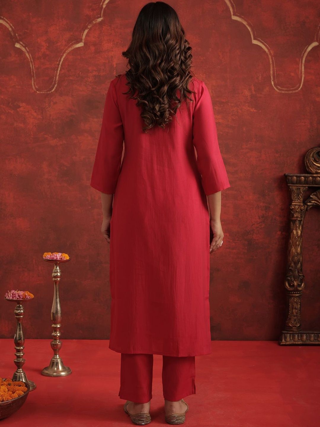 Women Ethnic Motifs Embroidered Regular Thread Work Kurta with Trousers & Dupatta