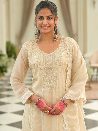 Women Floral Embroidered Kurta with Trousers & Dupatta