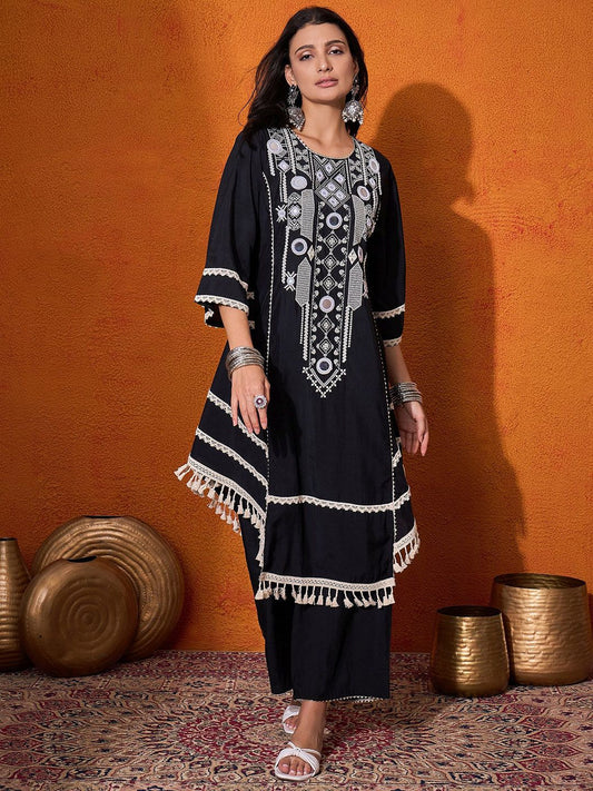 Dhiyona SN Women's Floral Embroidered Regular A-Line Kurta with Palazzo
