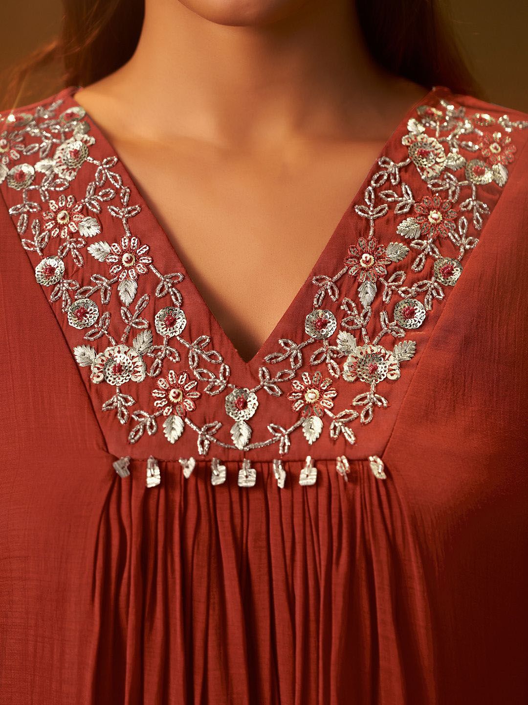 Women Ethnic Motifs Embroidered Thread Work A-Line Kurta with Trouser