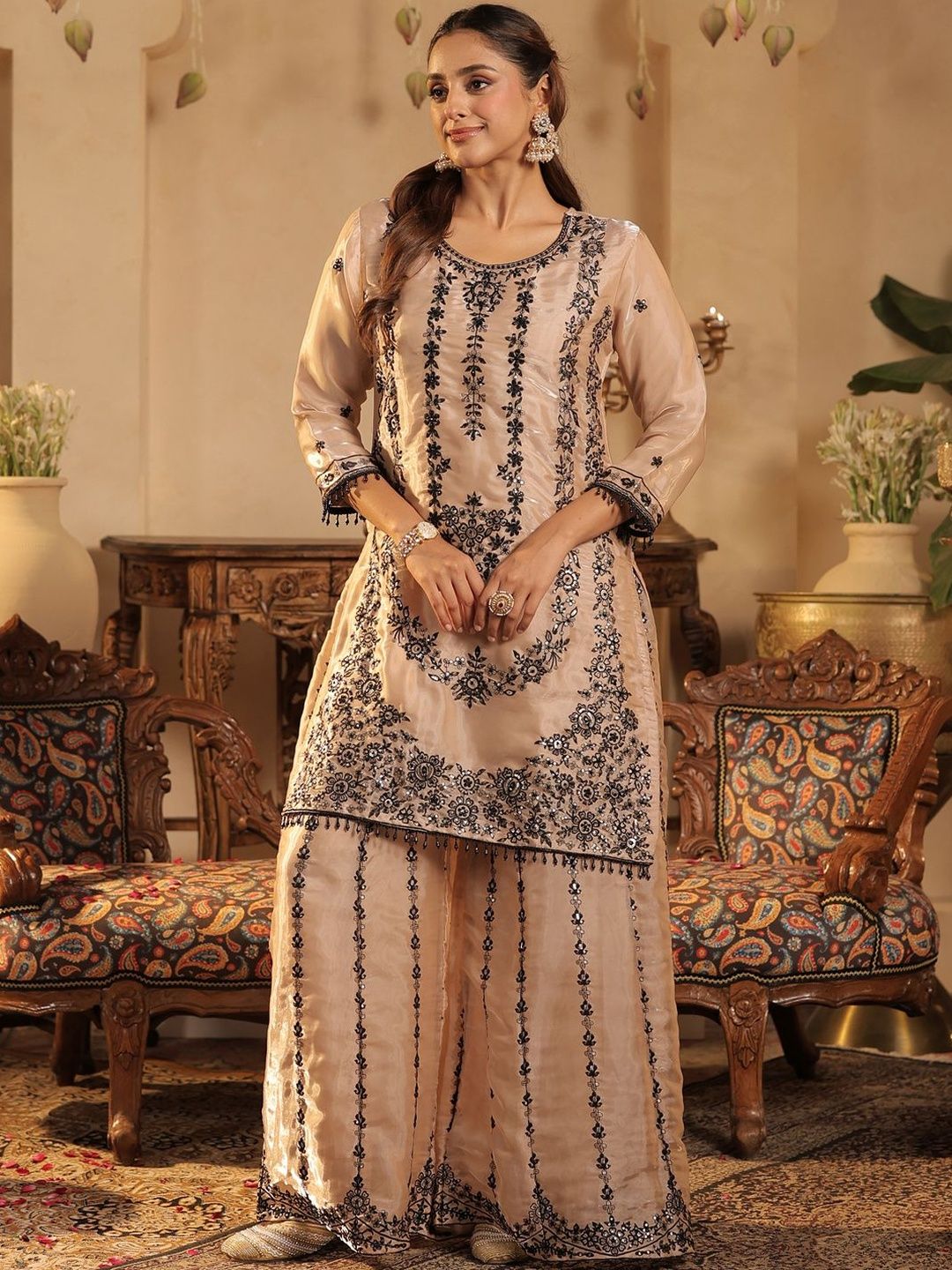 Women Ethnic Motifs Embroidered Regular Beads and Stones Kurta Set With Dupatta