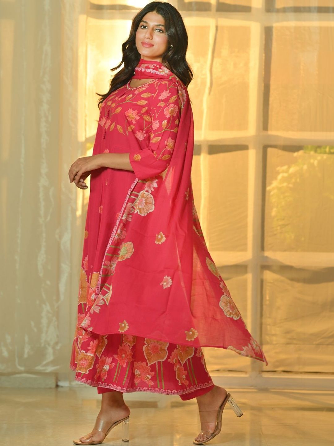 Women Floral Printed Panelled Pure Cotton Kurta with Trousers & With Dupatta