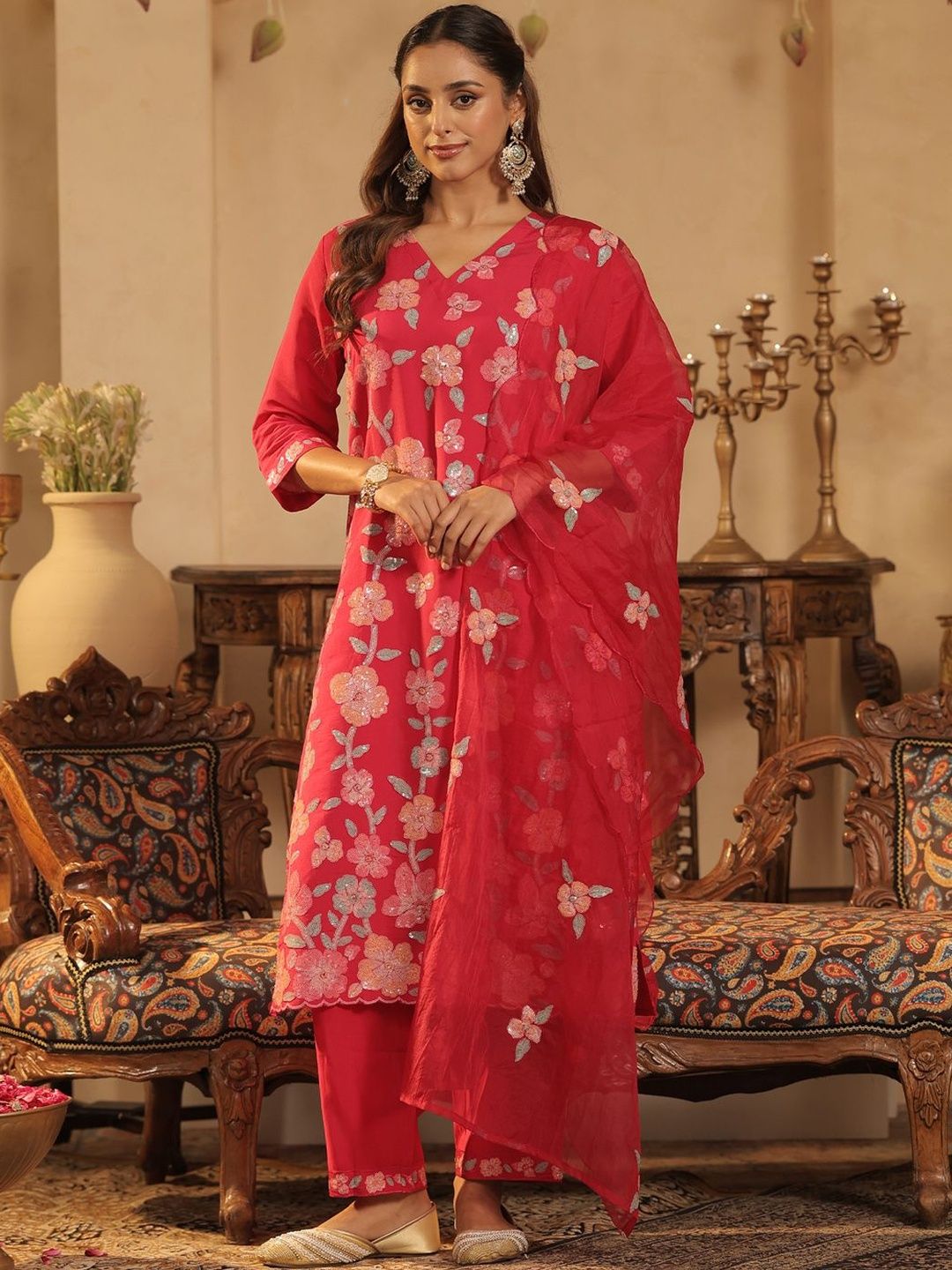 Dhiyona IE Women Floral Embroidered Kurta with Trousers & Dupatta