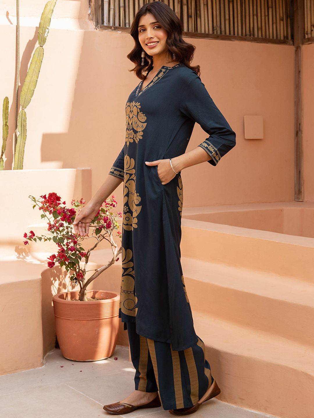 Dhiyona SN Women's Printed Straight Kurta & Palazzo